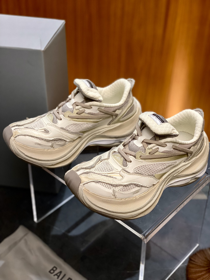 Men Women B*alenciaga Triples Top Sneaker AME20261010-11