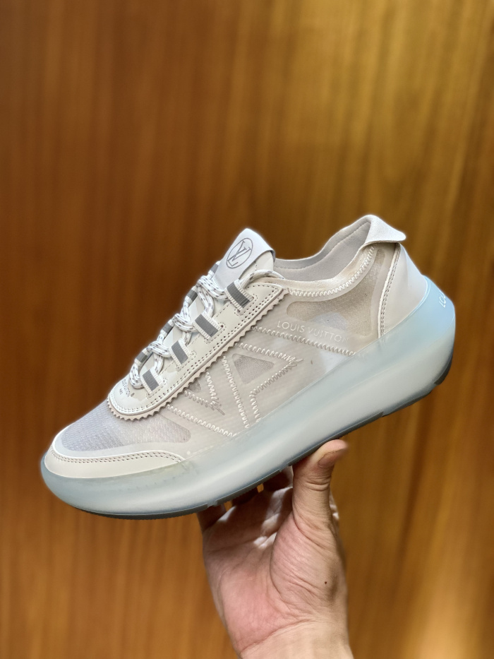 L*ouis V*uitton Top Sneaker Trainer RR20261010-15