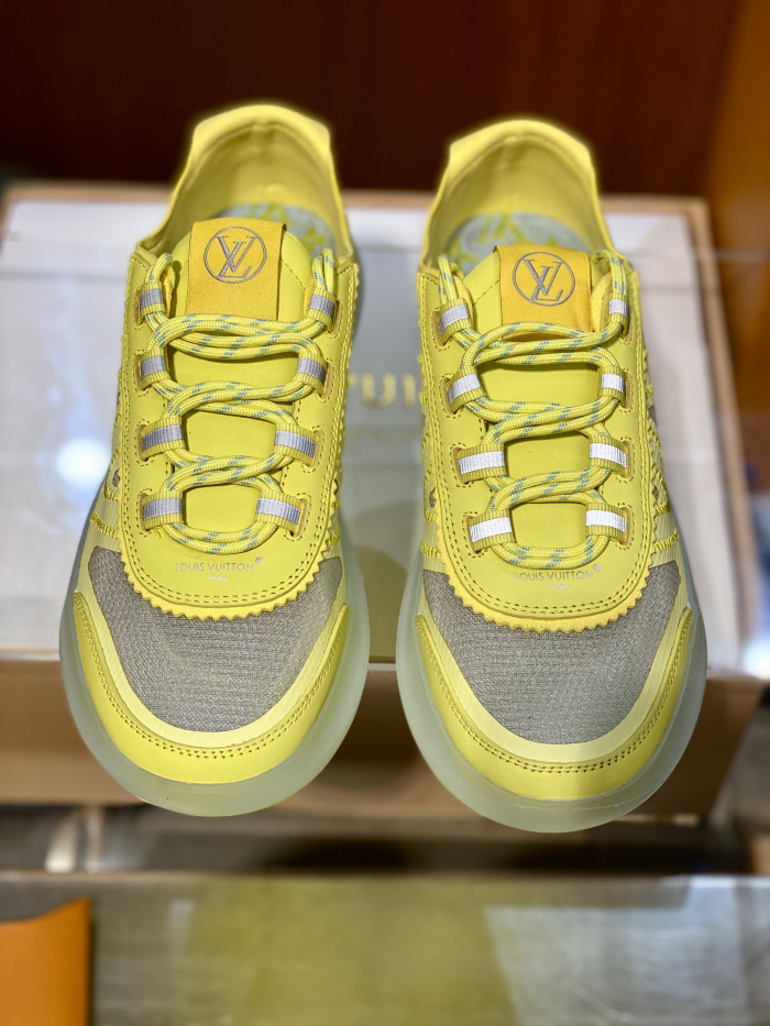 L*ouis V*uitton Top Sneaker Trainer RR20261010-15