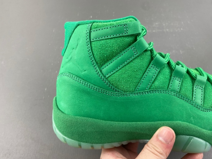 Air Jordan 11 Retro Green Screen Monstars lQ5700-900