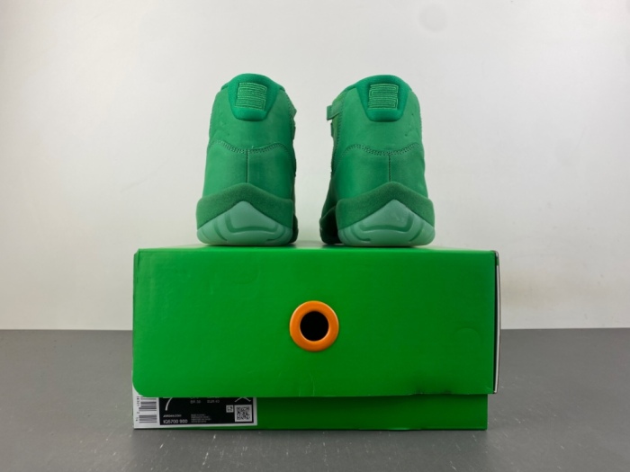 Air Jordan 11 Retro Green Screen Monstars lQ5700-900