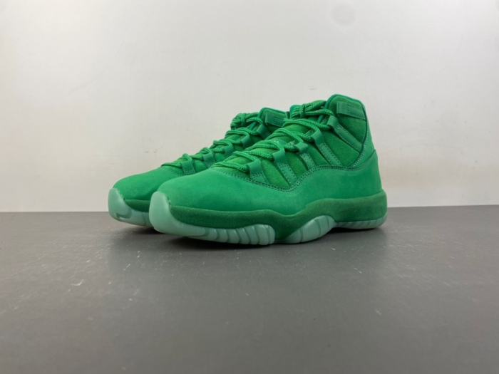Air Jordan 11 Retro Green Screen Monstars lQ5700-900
