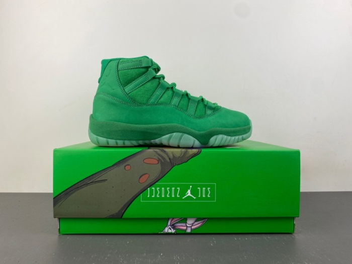 Air Jordan 11 Retro Green Screen Monstars lQ5700-900
