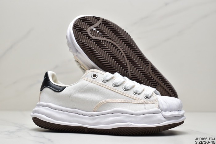 Mihara Yasuhiro MMY low shoes black white