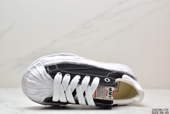 Mihara Yasuhiro MMY low shoes black white