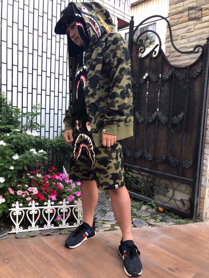  1:1 version Bape 1st camo shark zip up hoodie green