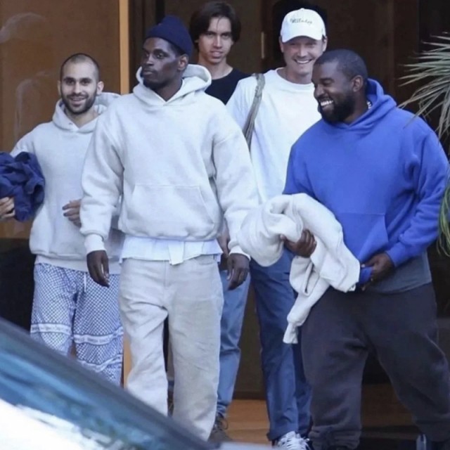 [Buy more Save more]Yeezy pure color oversized hoodie 5 colors