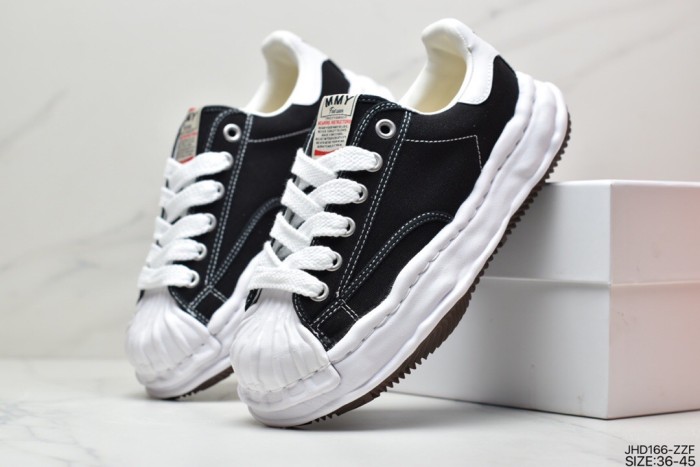 Mihara Yasuhiro MMY low shoes black white