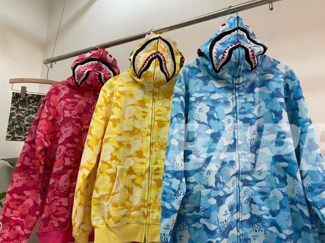 [Buy More Save More]Bape fire camo shark hoodie 3 colors