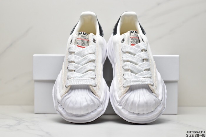 Mihara Yasuhiro MMY low shoes black white