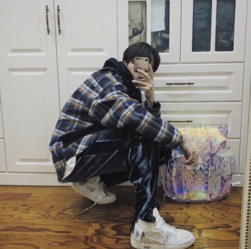 [Buy more Save more]Street style velvet pants black brown