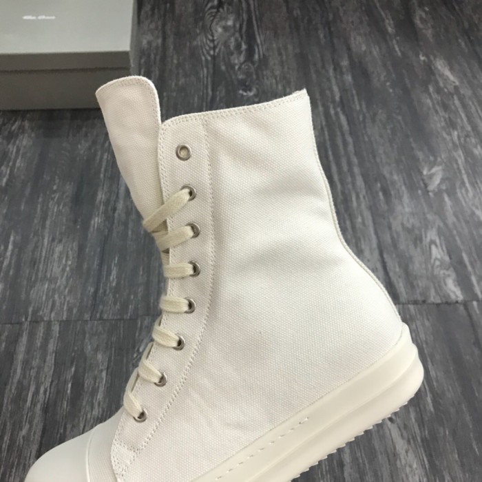 [Buy more Save more] High-top Cloth Fashion Casual Sneaker