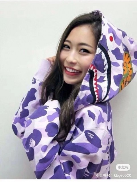 [buy more save more]1:1 quality version Bape Half Purple And Black Camo Shark Hoodie
