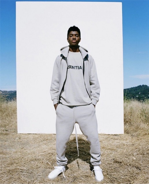[50% Off]  1:1 quality version essentials hoodie 8 colors (With 2021 new plastic bags)