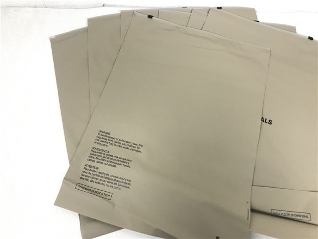 [buy more save more] 1:1 quality version essentials crewneck 6 colors (With 2021 new plastic bags)