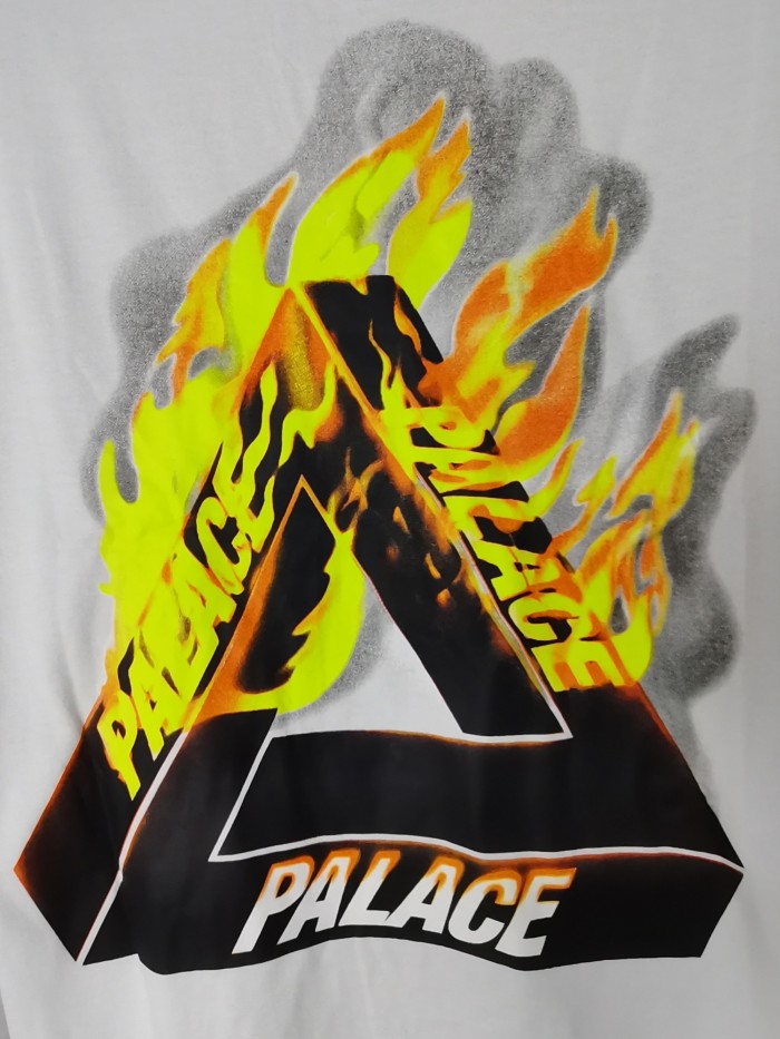 [Buy more Save more]PALACE 16SS TRI FIRE long sleeve tee black white