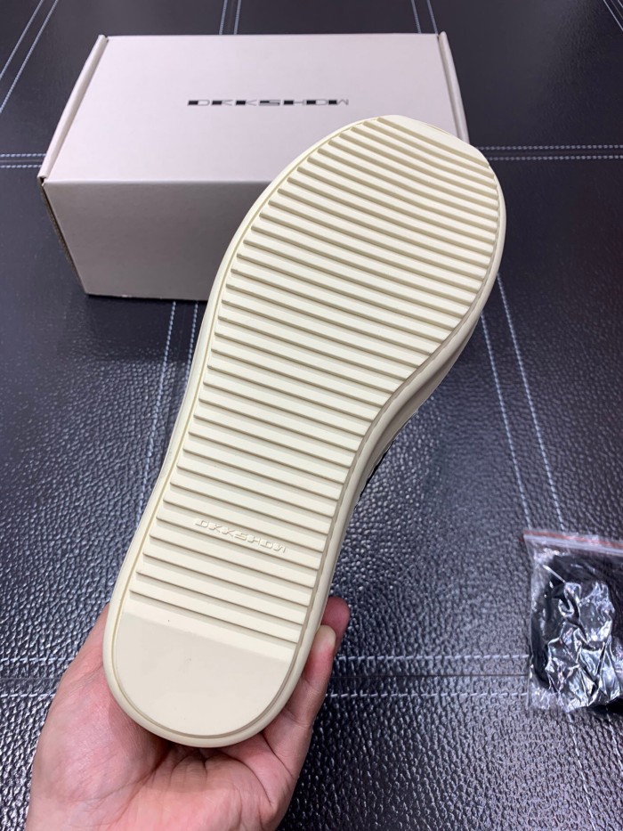 1:1 Rick 0wens canvas low sneaker shoes black and white [This pair of shoes needs to be made to order Custom made time is about 10 days]