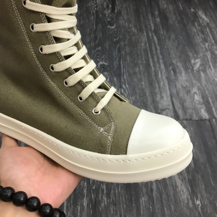 [Buy more Save more] High-top Cloth Fashion Casual Sneaker