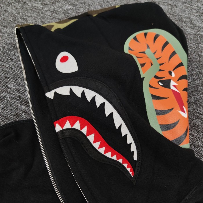  1:1 quality version Bape Shark Half Face Camo Hoodie black and green