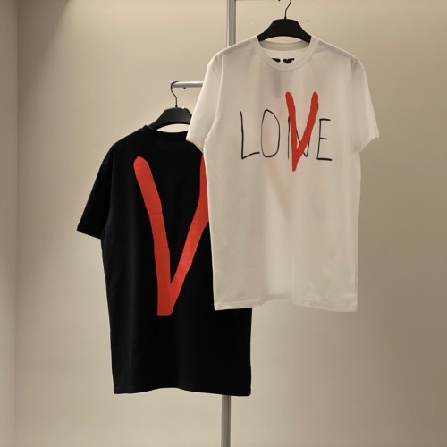 [50% Off]1:1quality version Valentine's Day V logo short sleeves 18317795