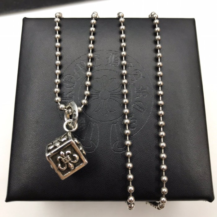 [Buy More Save More]dice necklace (with packing)