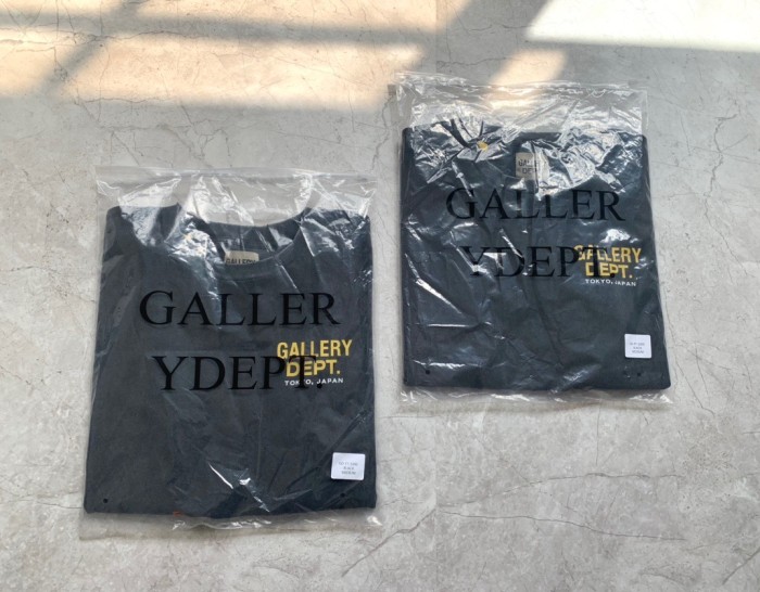 [buy more save more] 1:1 quality version L & Gd logo washed tee