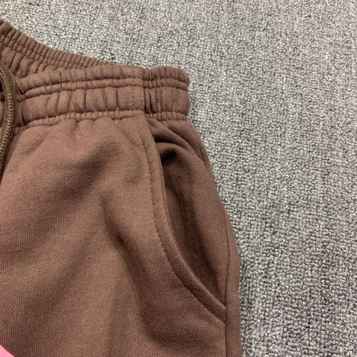 Young Thug Sp5der-Pink number brown pants
