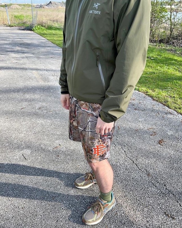  Eric Emanuel dead branches logo mesh shorts