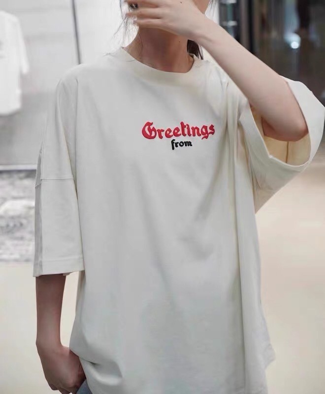 Foamed red big letter short sleeve