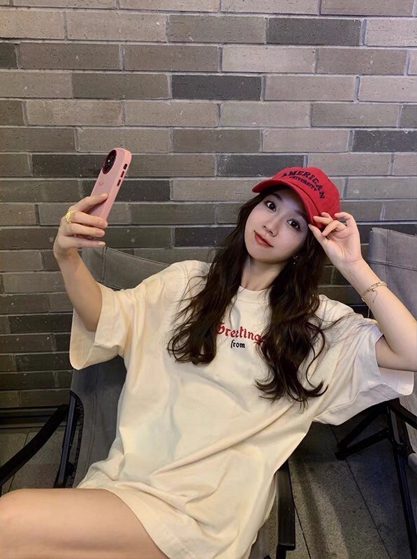 Foamed red big letter short sleeve