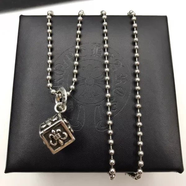 [Buy More Save More]dice necklace (with packing)