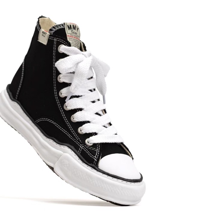 MMY Canvas flat toe cap hi shoes