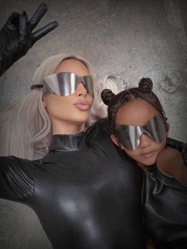 [Buy More Save More]Yeezy cyberpunk style sunglasses silver black Kanye West 2 colors