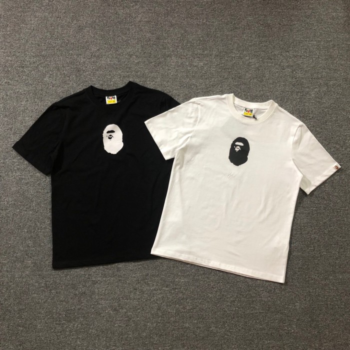 [buy more save more] Vertical row of letters on the back of the ape short sleeve 2 colors