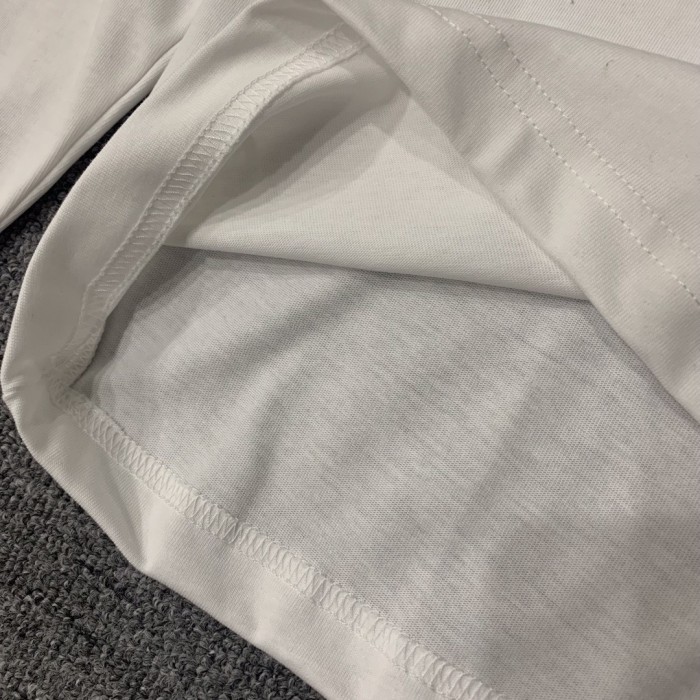 1:1 quality version Back Vertical Cross Long Sleeve T-Shirt