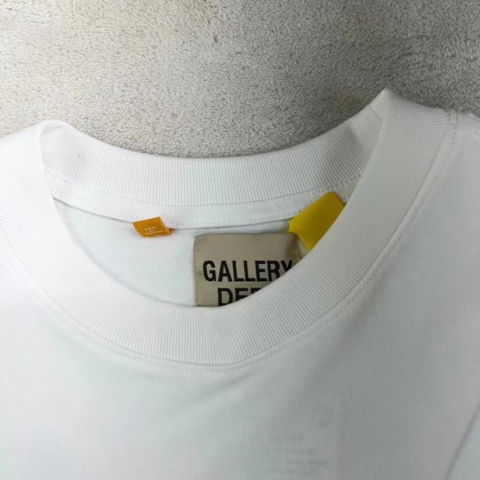 Colorful letter print tee 2 colors
