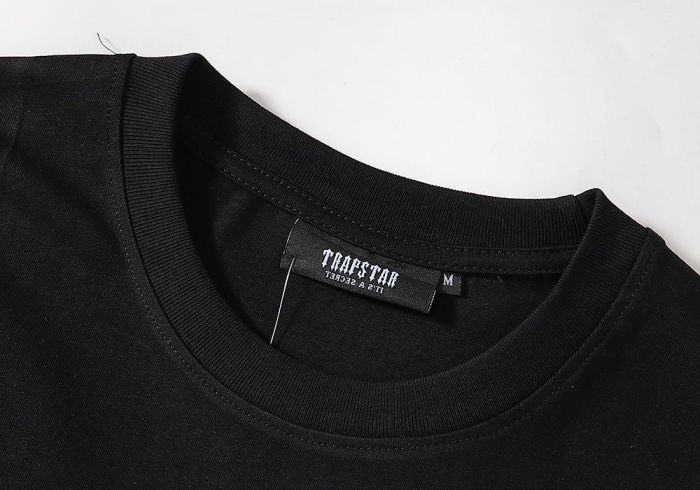 Evil Knight banner print tee