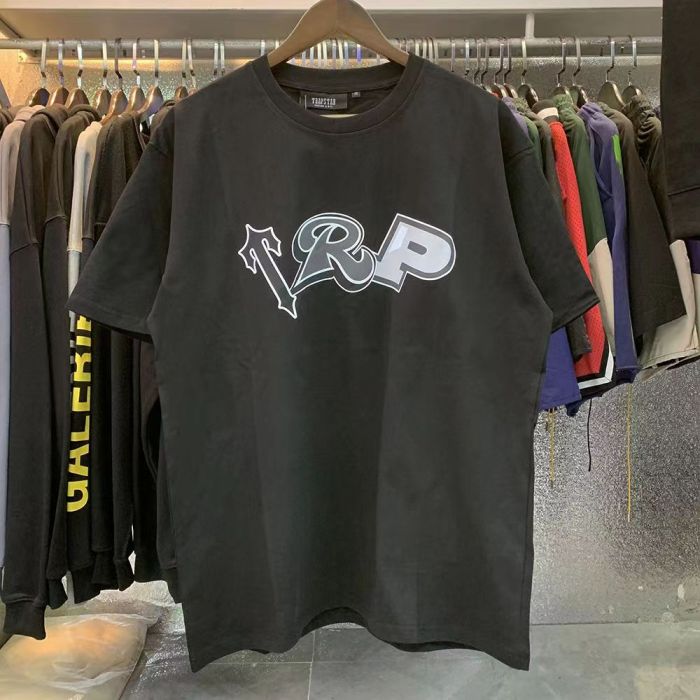 TRP letter logo print tee