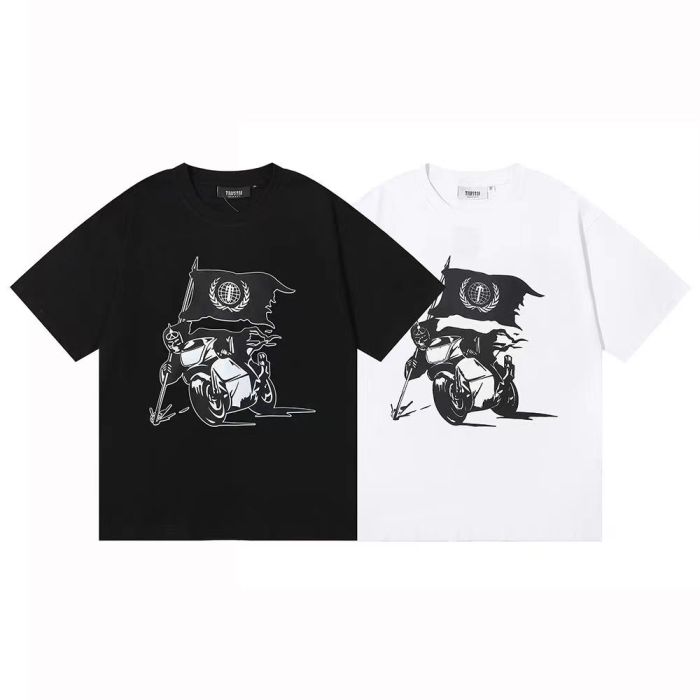 Evil Knight banner print tee