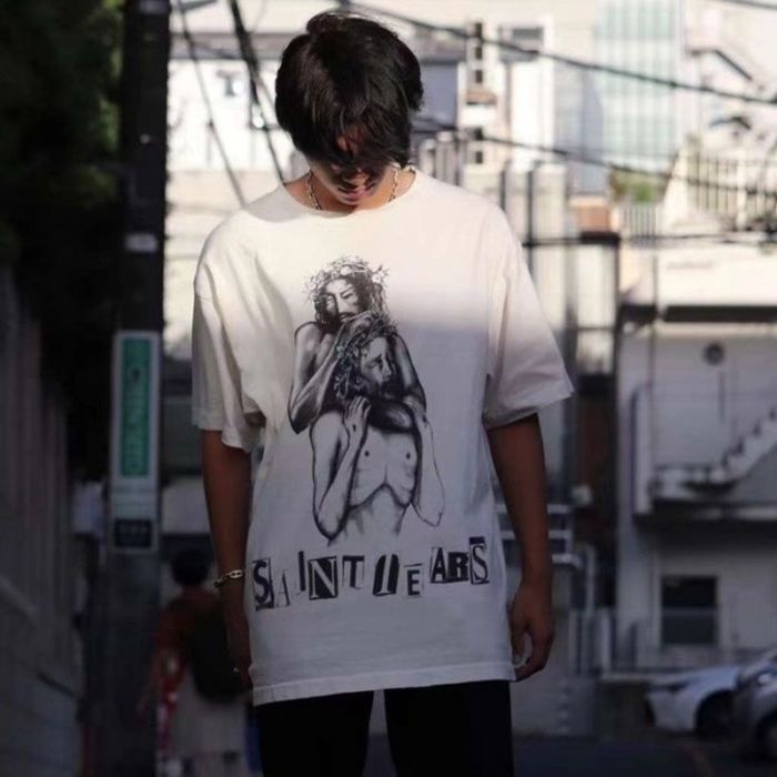 Jesus graffiti print tee