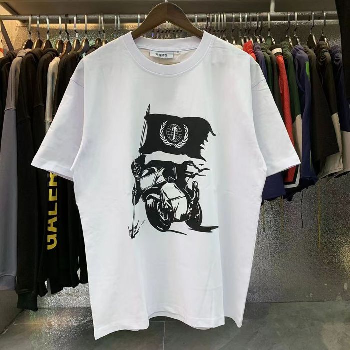 Evil Knight banner print tee