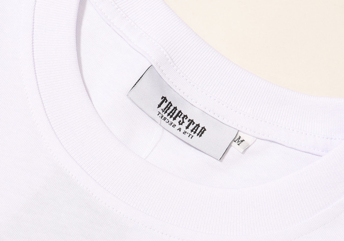 TRP letter logo print tee