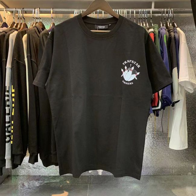 Bowling ball letter print tee