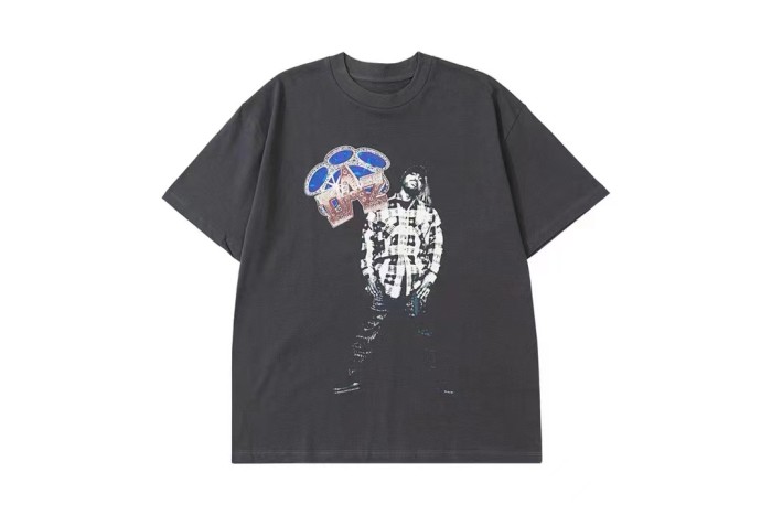 Washed and aged character print tee