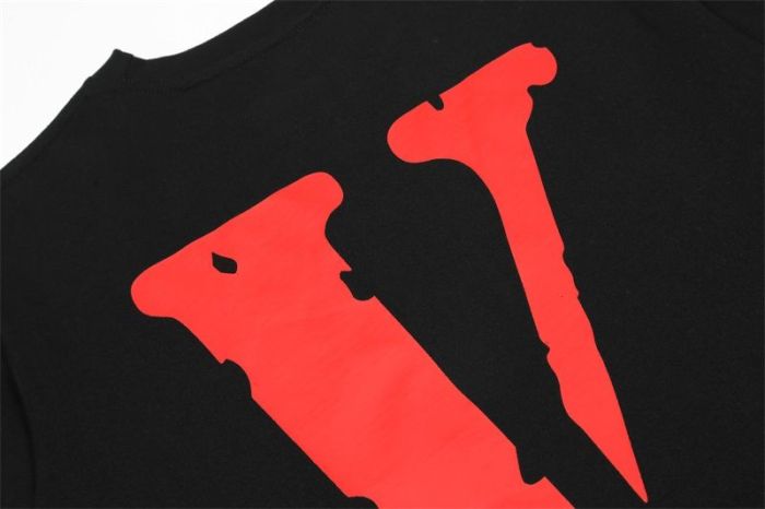 Letter logo print tee in red 2 colors