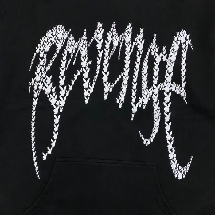 Large logo rabbit hoodie on the back 2 colors