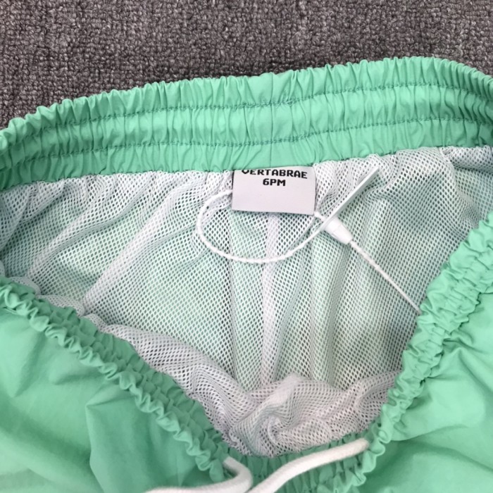 [Buy More Save More]Pixel style letter beach shorts 2 colors