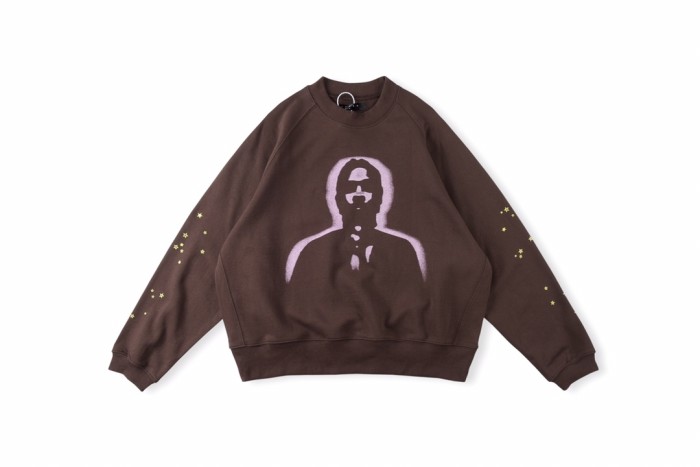 Portrait spider round neck pullover sweatshirt