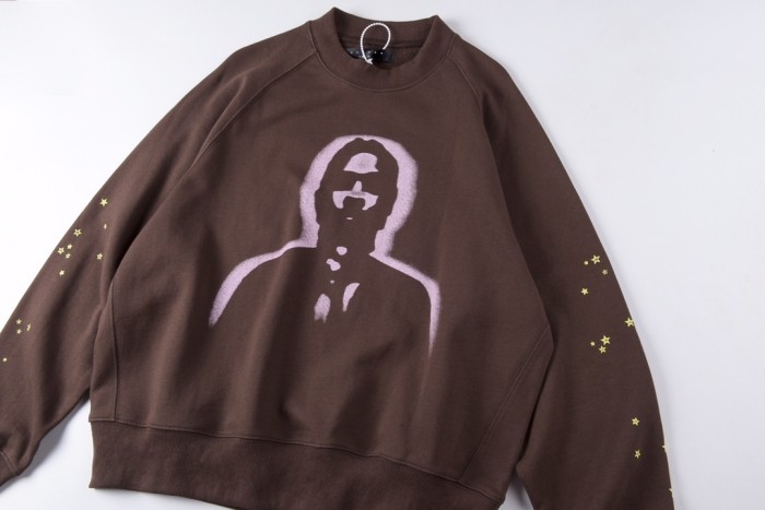 Portrait spider round neck pullover sweatshirt