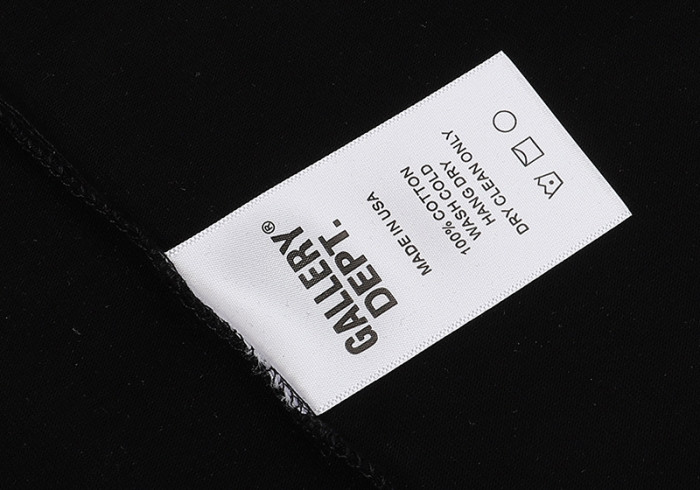 [buy more save more]  Slogan gesture foil letter print loose round neck tee 2 colors